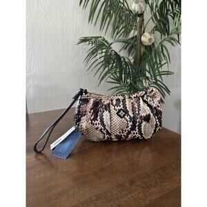 New Simply Vera By Vera Wang Pleated Wristlet